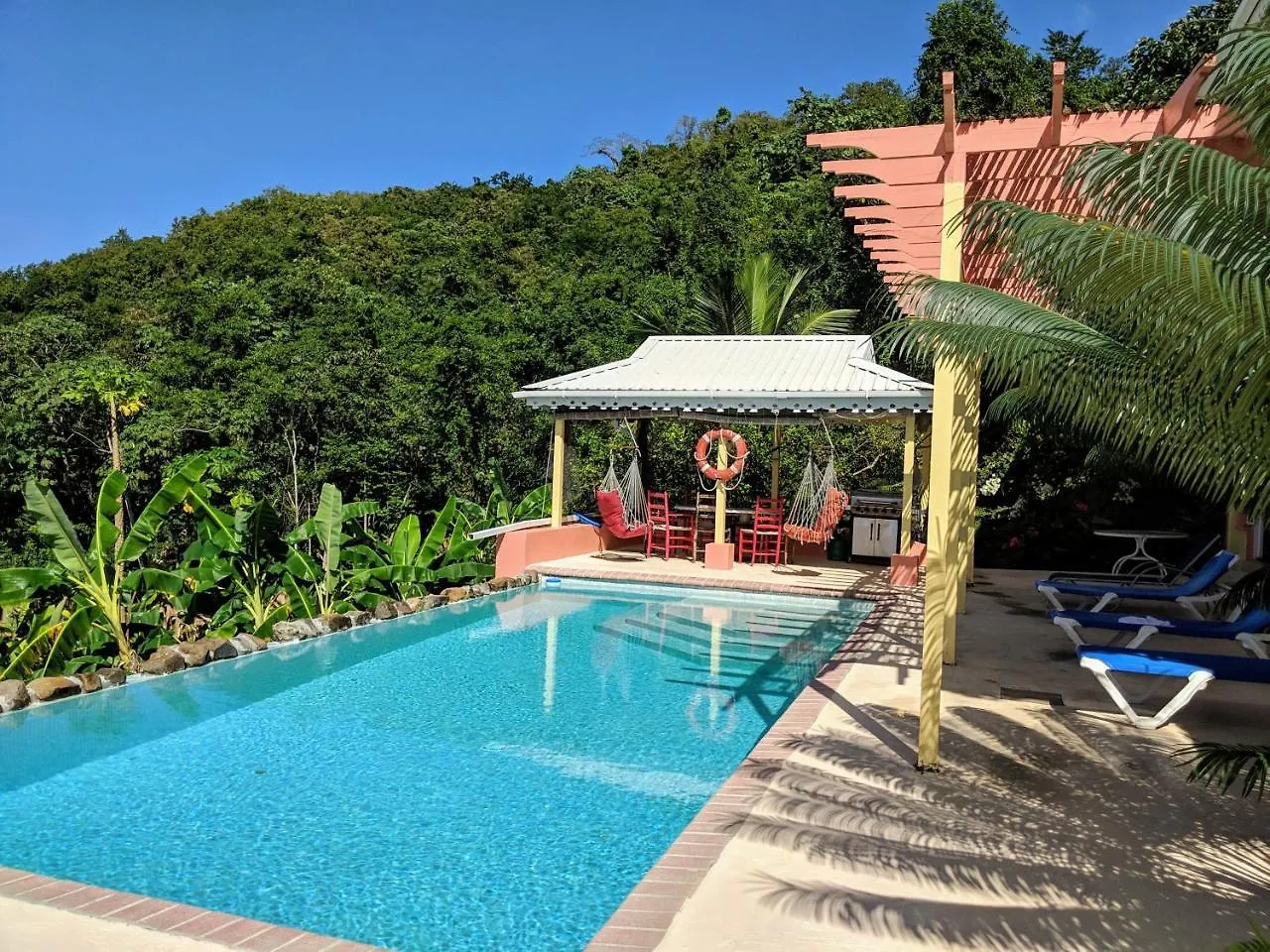 Black Pearl Estate Villa Choc
